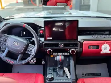 Toyota Tacoma TRD PRO HEV