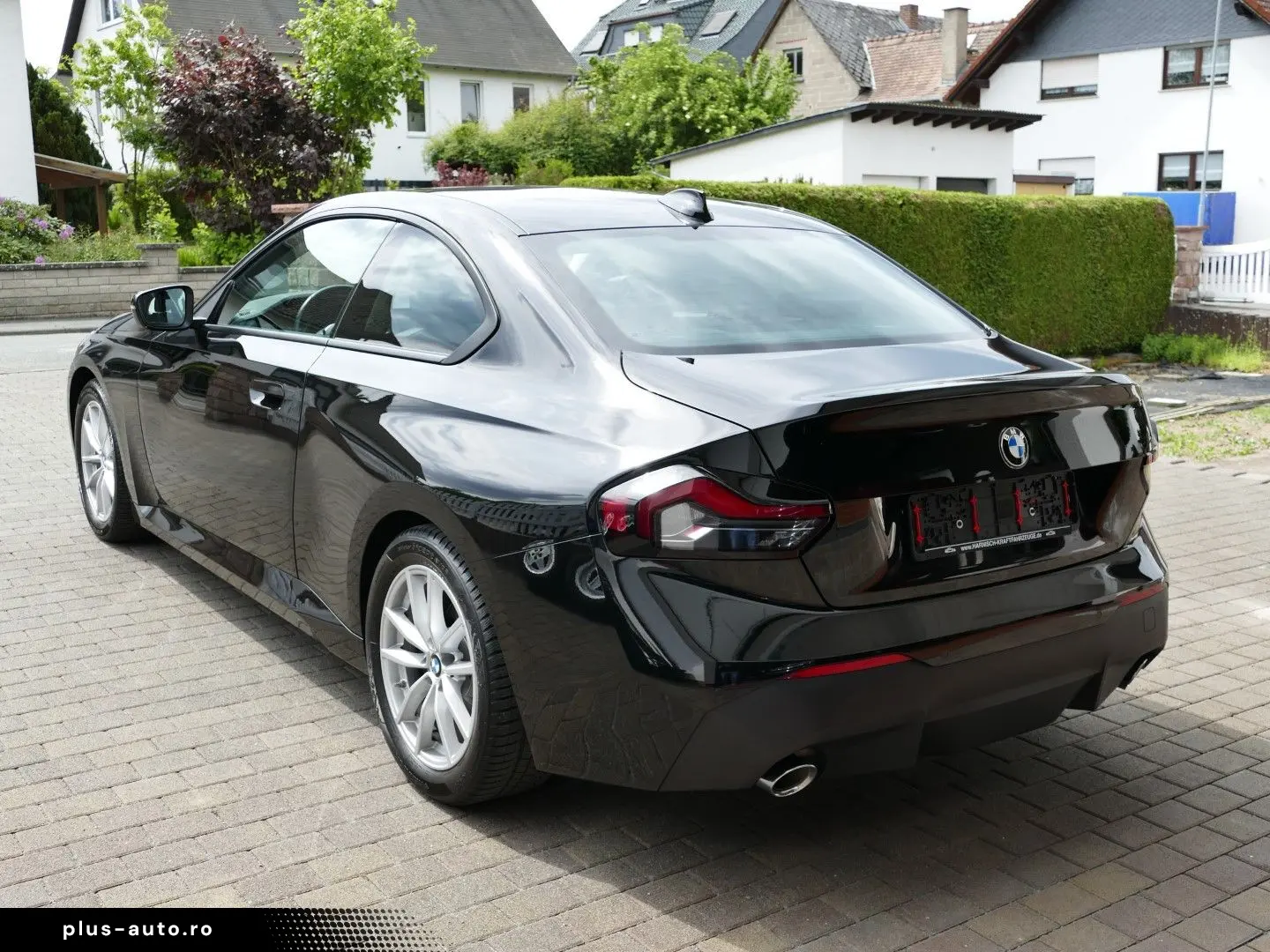 BMW 220i Coupé Advantage   M-Lenkrad Live Cockpit