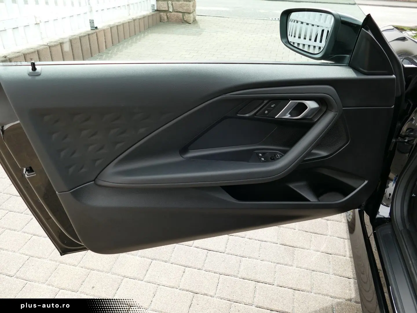 BMW 220i Coupé Advantage   M-Lenkrad Live Cockpit