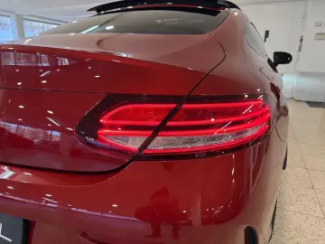 MERCEDES-BENZ C 200 4Matic Coupe AMG Line 9G-Tronic Panorama