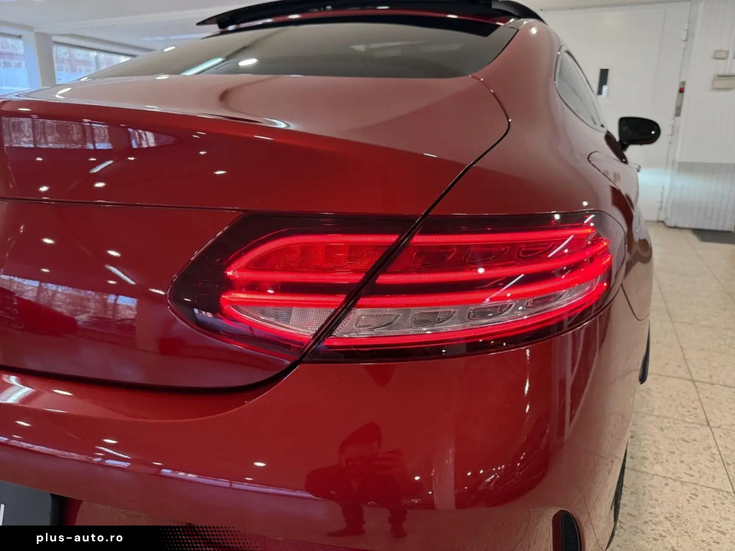 MERCEDES-BENZ C 200 4Matic Coupe AMG Line 9G-Tronic Panorama