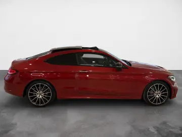 MERCEDES-BENZ C 200 4Matic Coupe AMG Line 9G-Tronic Panorama