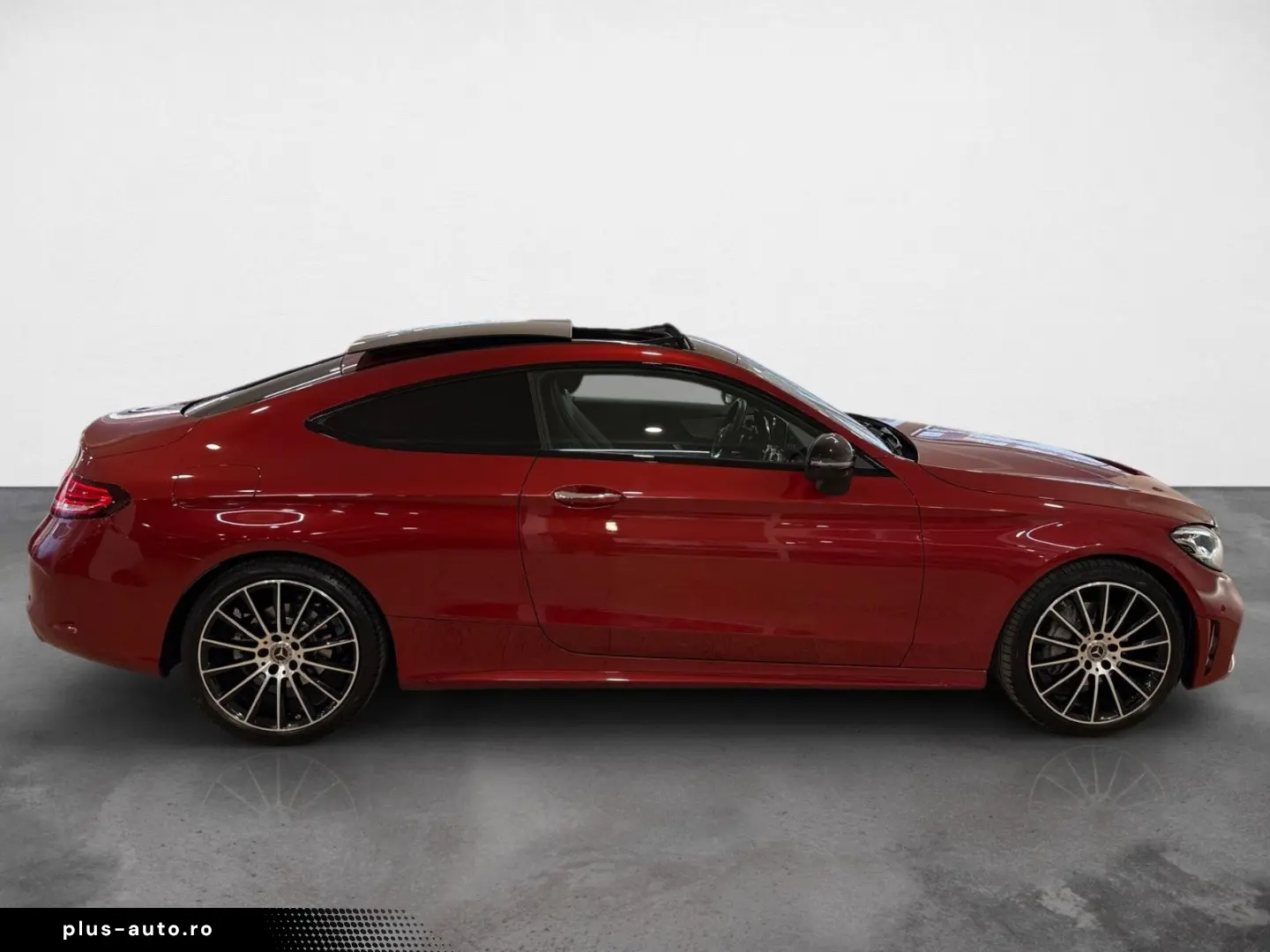 MERCEDES-BENZ C 200 4Matic Coupe AMG Line 9G-Tronic Panorama