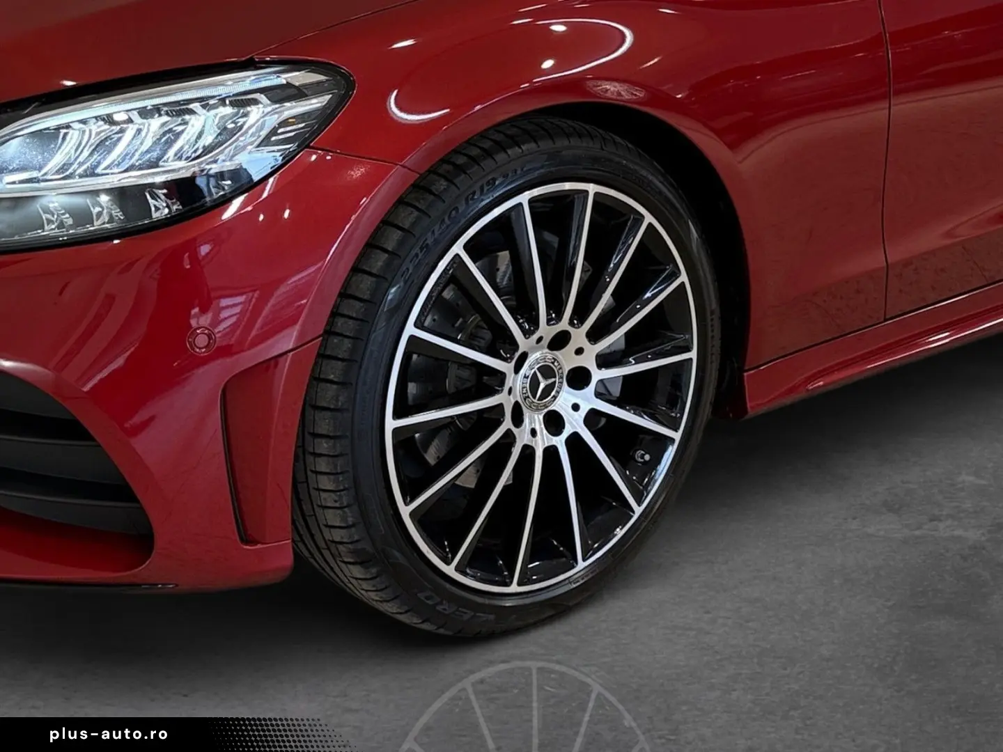 MERCEDES-BENZ C 200 4Matic Coupe AMG Line 9G-Tronic Panorama