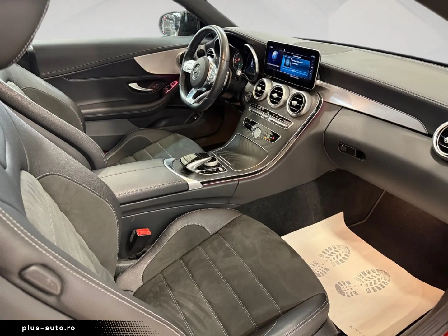 MERCEDES-BENZ C 200 4Matic Coupe AMG Line 9G-Tronic Panorama