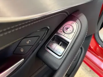 MERCEDES-BENZ C 200 4Matic Coupe AMG Line 9G-Tronic Panorama