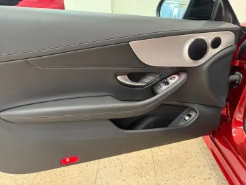 MERCEDES-BENZ C 200 4Matic Coupe AMG Line 9G-Tronic Panorama