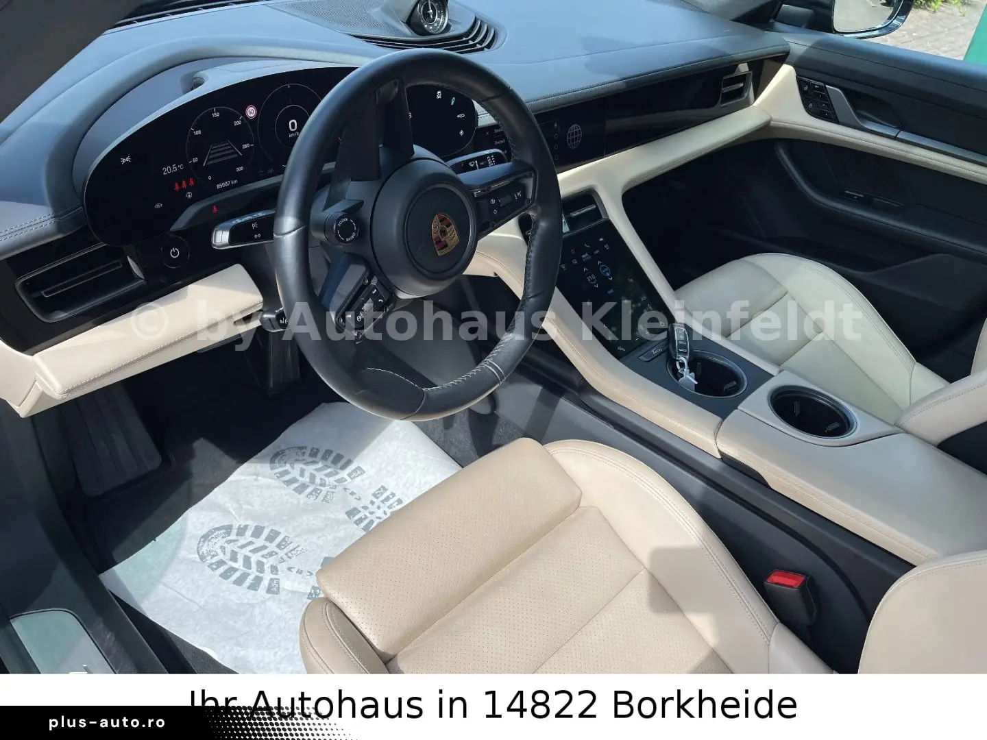 PORSCHE Taycan 4 S  MATRIX PANO BOSE CHRONO ACC CAM