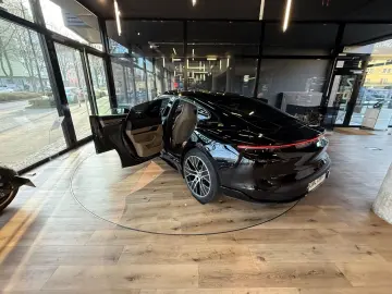 PORSCHE Taycan  Approved Kamera Tempostat Aero20Zoll