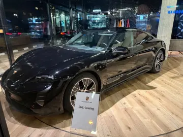 PORSCHE Taycan  Approved Kamera Tempostat Aero20Zoll