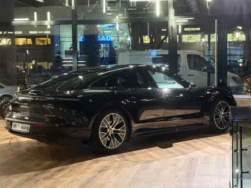 PORSCHE Taycan  Approved Kamera Tempostat Aero20Zoll