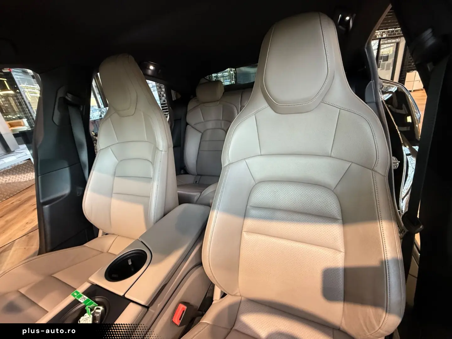 PORSCHE Taycan  Approved Kamera Tempostat Aero20Zoll