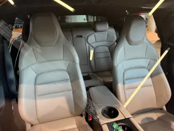 PORSCHE Taycan  Approved Kamera Tempostat Aero20Zoll