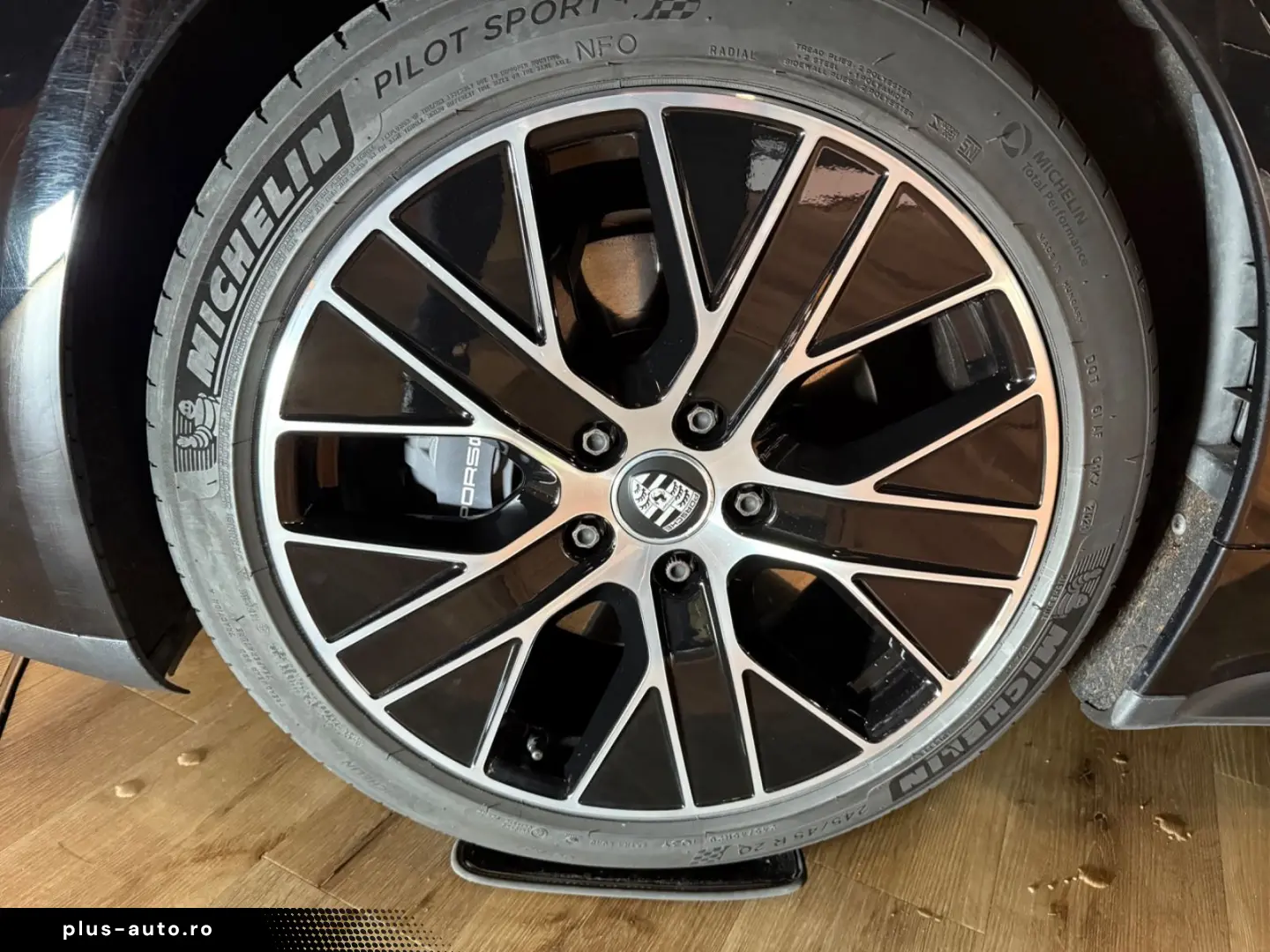 PORSCHE Taycan  Approved Kamera Tempostat Aero20Zoll