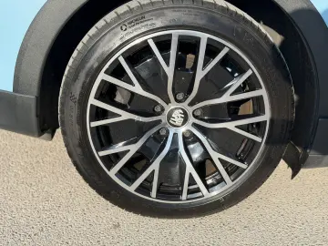 PORSCHE Taycan Cross Turismo 4 Matrix Pano S-Dach