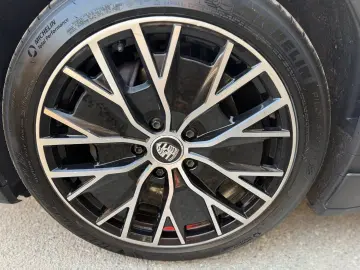 PORSCHE Taycan Cross Turismo 4 Matrix Pano S-Dach