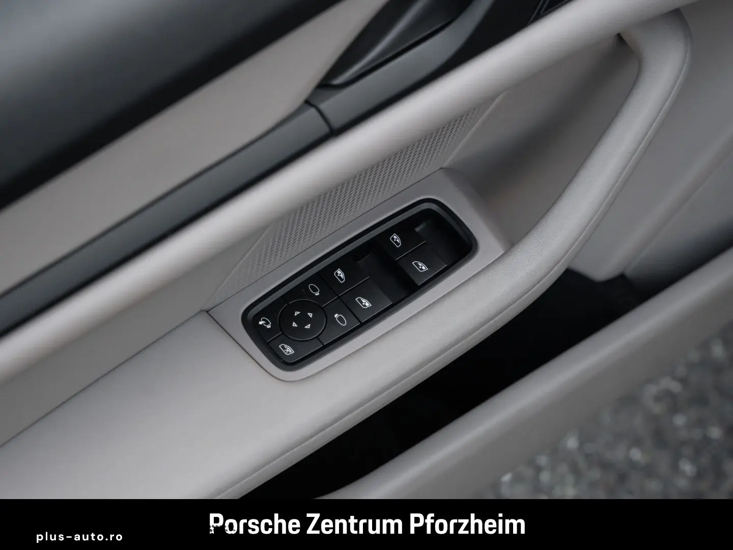 PORSCHE Taycan InnoDrive Luftfederung Rückfahrkamera