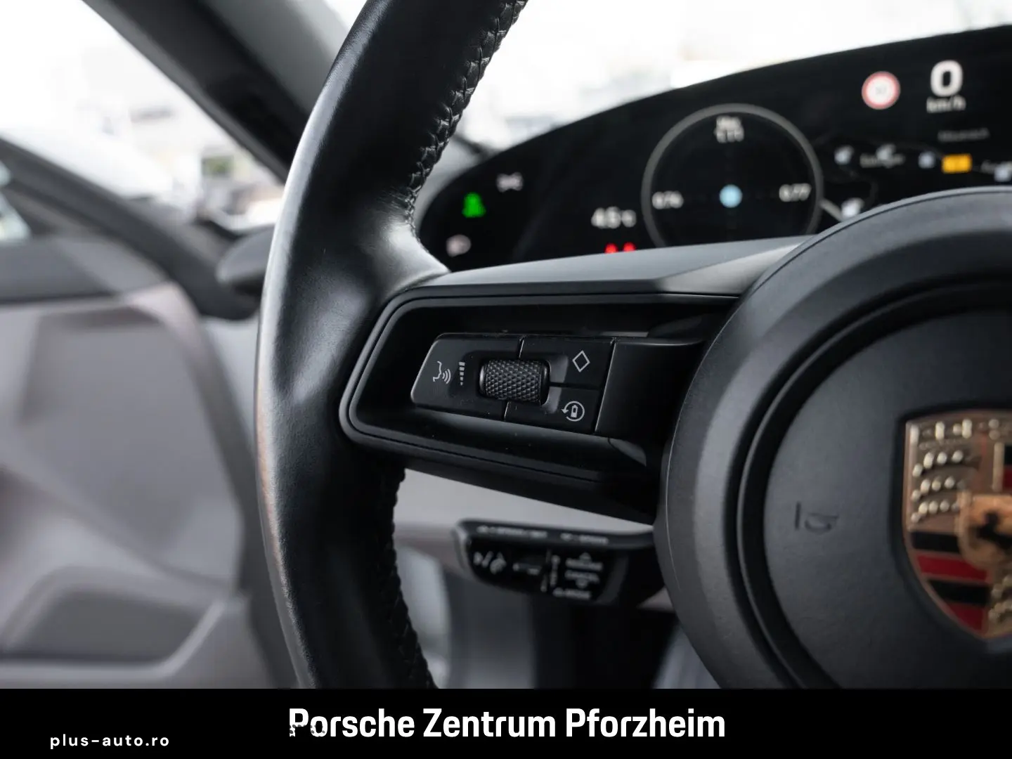 PORSCHE Taycan InnoDrive Luftfederung Rückfahrkamera