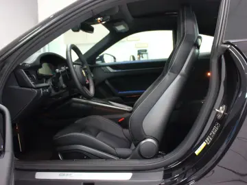 PORSCHE 992.2 FACELIFT~wie NEU!~Sport Design~Chrono!