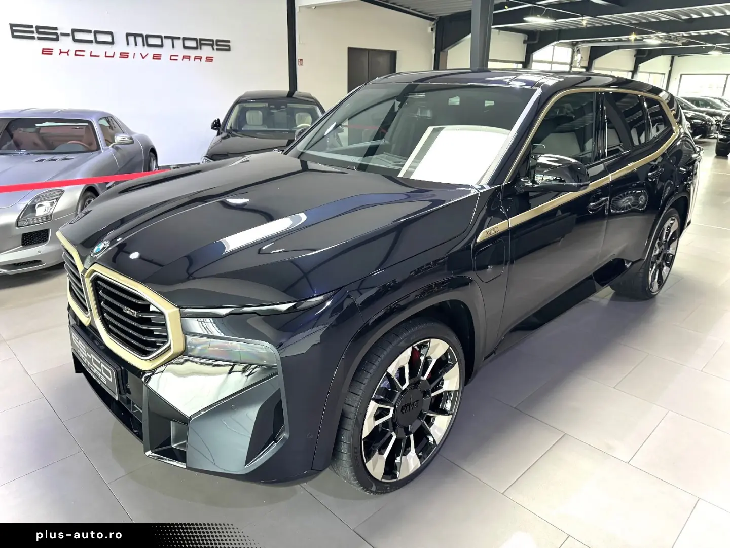 BMW XM 4.4 EXKLUSIV NIGHTGOLD BOWERS&WILKINS 23