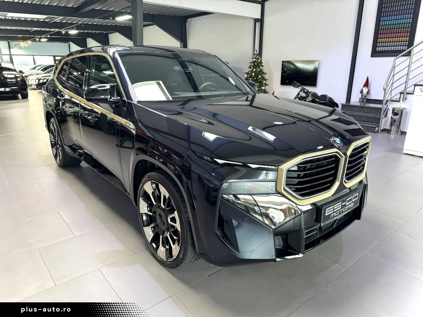 BMW XM 4.4 EXKLUSIV NIGHTGOLD BOWERS&WILKINS 23
