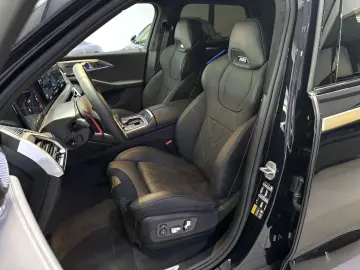 BMW XM 4.4 EXKLUSIV NIGHTGOLD BOWERS&WILKINS 23