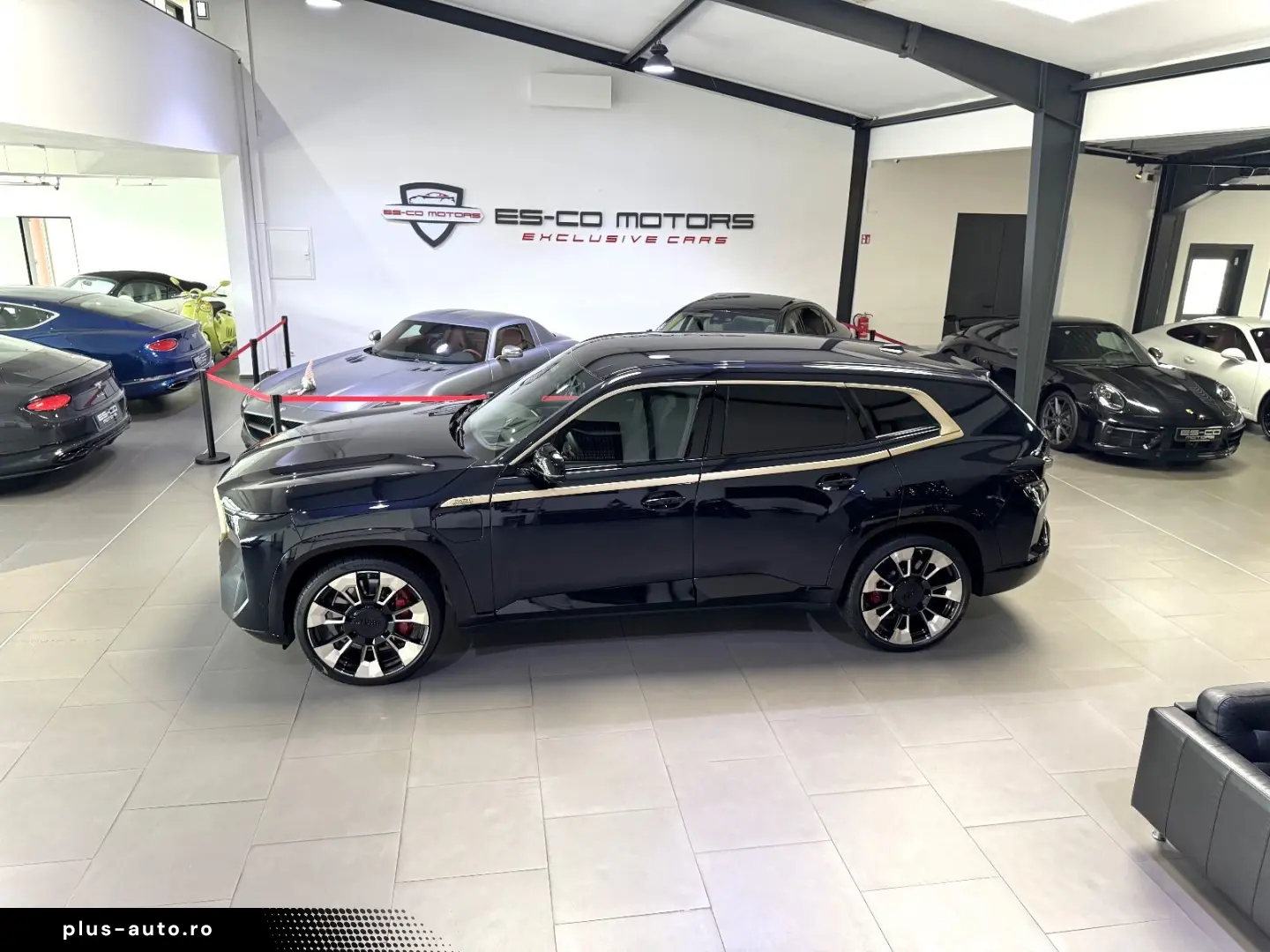 BMW XM 4.4 EXKLUSIV NIGHTGOLD BOWERS&WILKINS 23