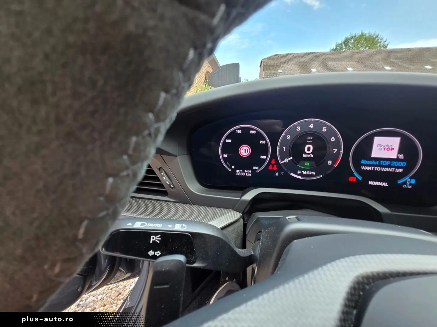 PORSCHE 992 Targa GTS 4