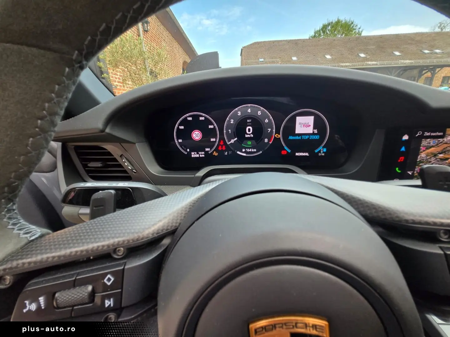 PORSCHE 992 Targa GTS 4