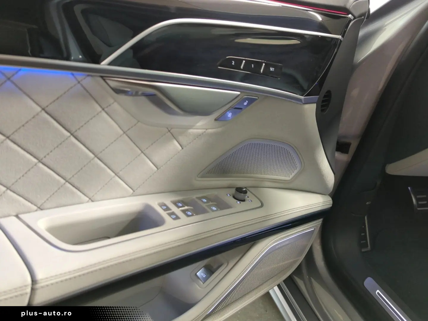 AUDI A8 L 50 TDI Design Sel. MATRIX AHK PANO 21 ZOLL