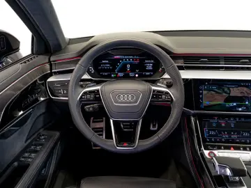 AUDI S8 4.0 TFSI quattro