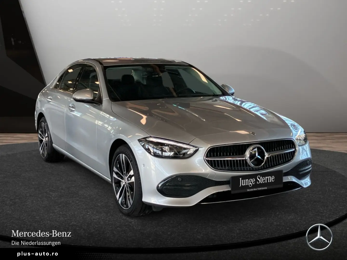 MERCEDES-BENZ C 300 e Avantgarde LED Distr Kam NaviPrem Ambi