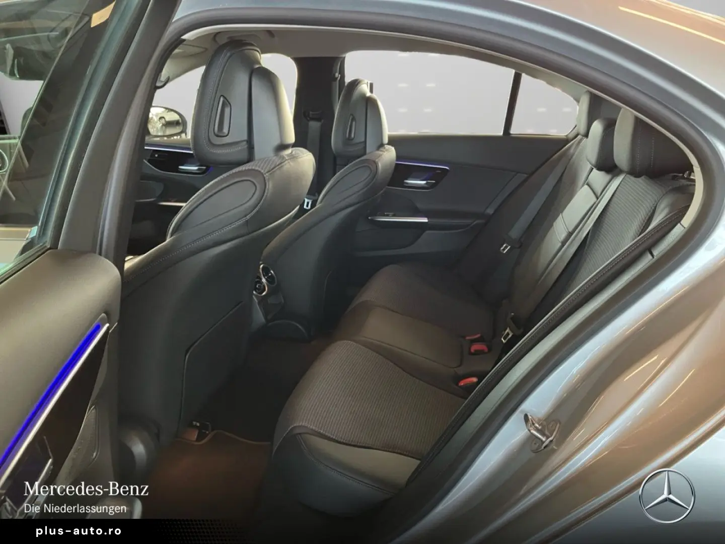 MERCEDES-BENZ C 300 e Avantgarde LED Distr Kam NaviPrem Ambi