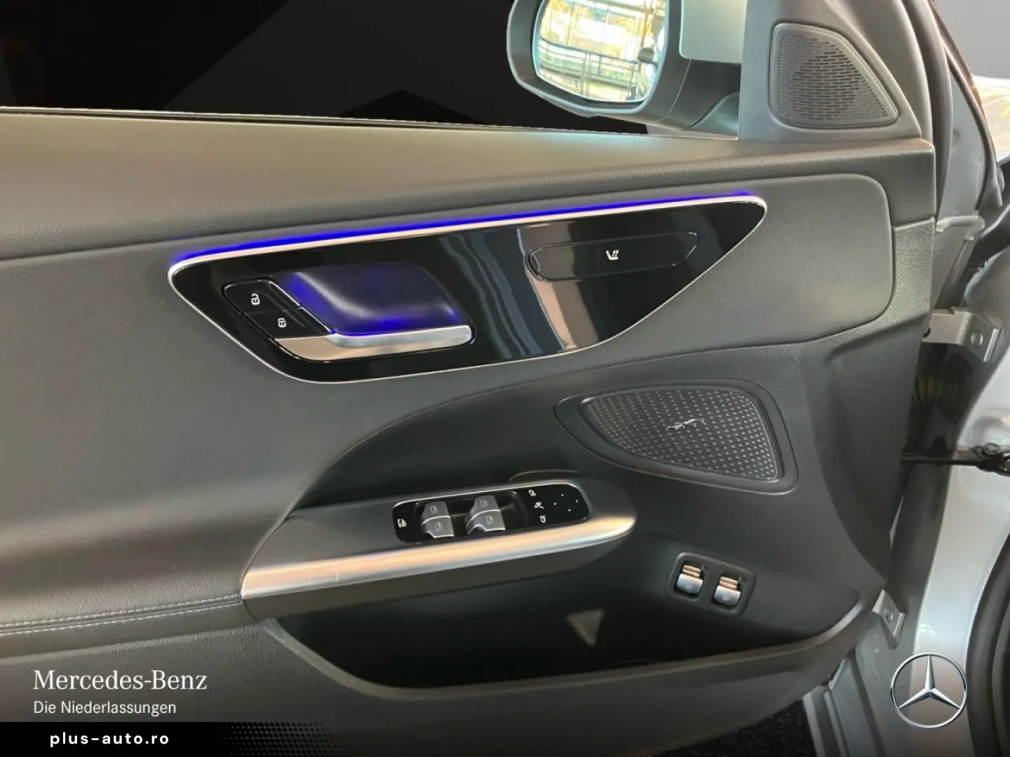 MERCEDES-BENZ C 300 e Avantgarde LED Distr Kam NaviPrem Ambi