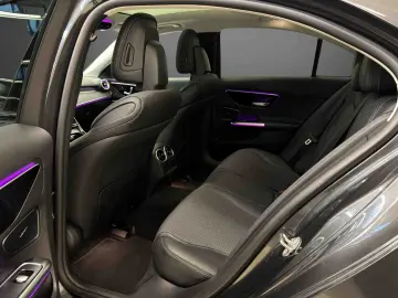 MERCEDES-BENZ C 300 Avantgarde 4M Pano NIGHT MEMORY 360  18