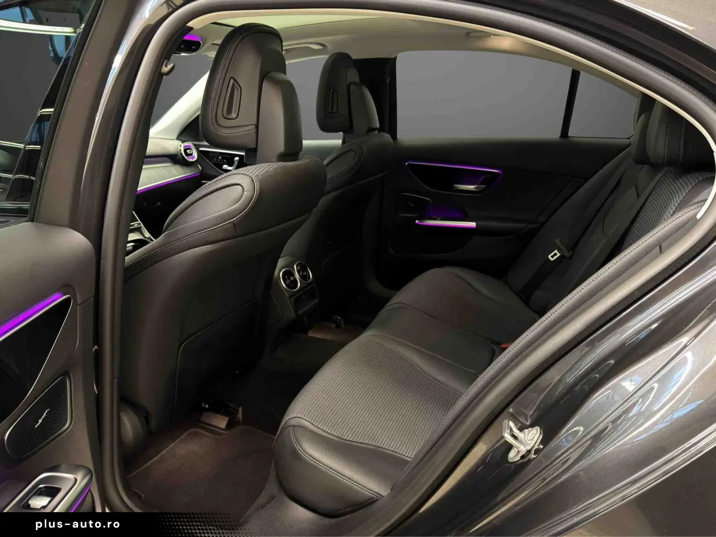 MERCEDES-BENZ C 300 Avantgarde 4M Pano NIGHT MEMORY 360  18