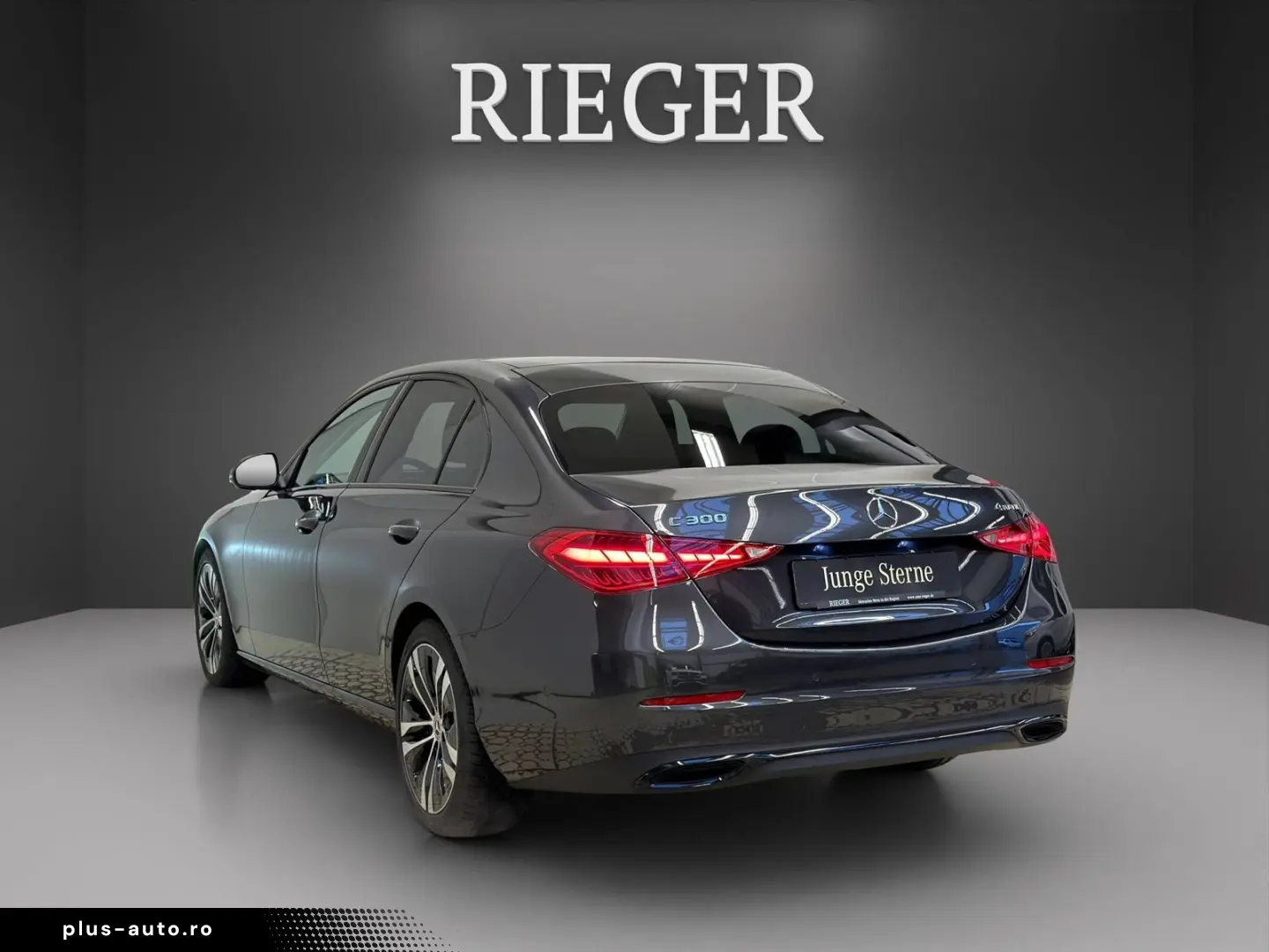 MERCEDES-BENZ C 300 Avantgarde 4M Pano NIGHT MEMORY 360  18