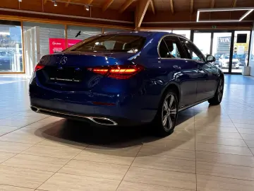 MERCEDES-BENZ C 300 e Avantgarde ACC AHK HUD Navi KAM LED