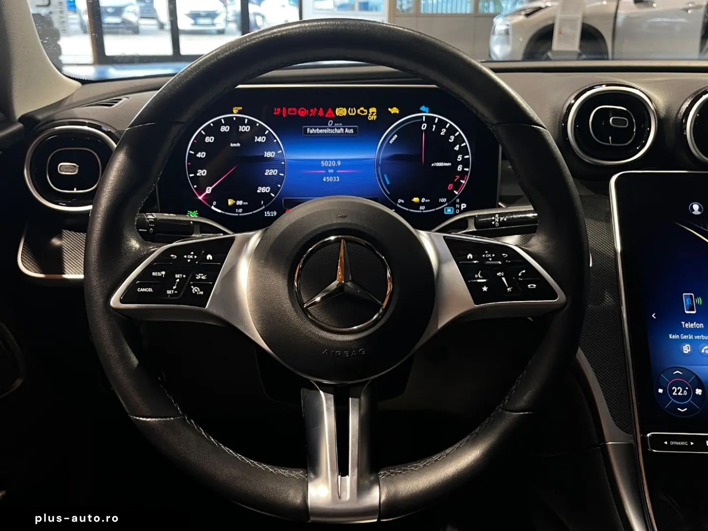 MERCEDES-BENZ C 300 e Avantgarde ACC AHK HUD Navi KAM LED