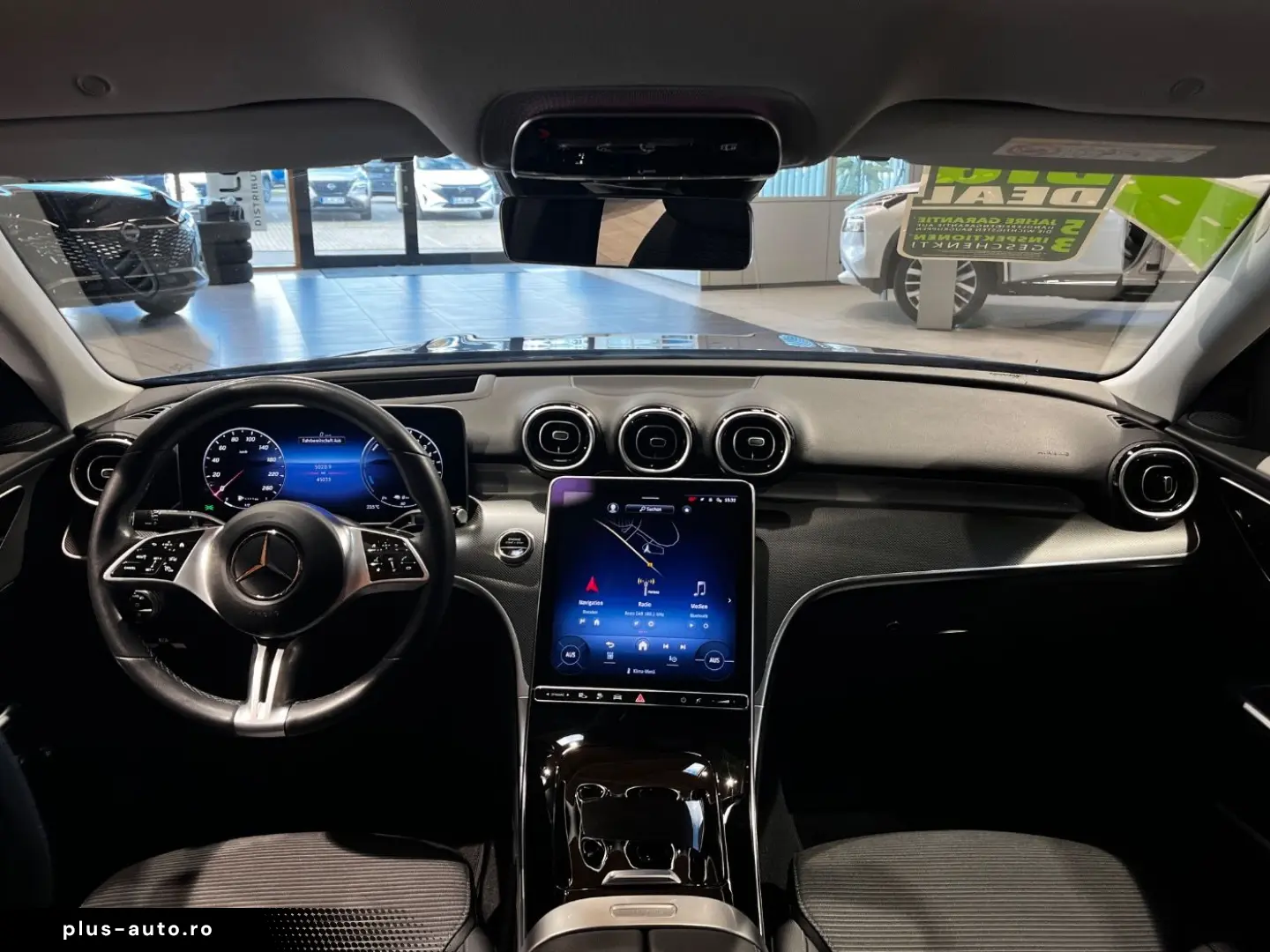 MERCEDES-BENZ C 300 e Avantgarde ACC AHK HUD Navi KAM LED