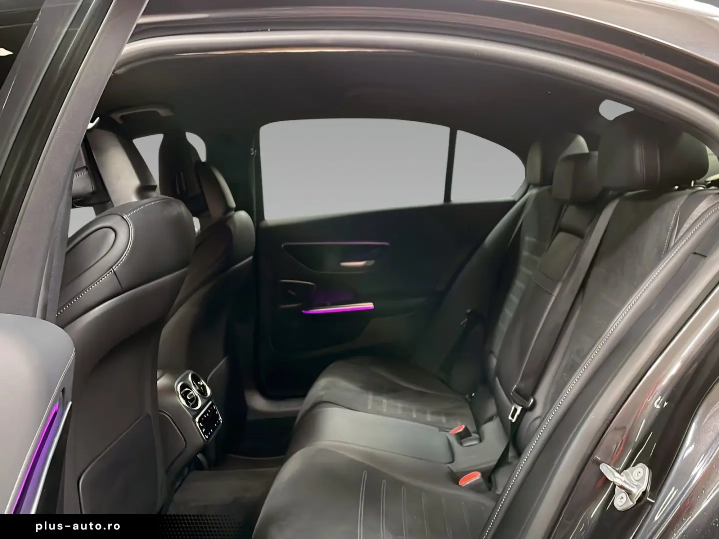 MERCEDES-BENZ C 300 e AMG DISTR NIGHT Ambi Carplay H&hellip;