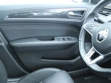 RENAULT ARKANA 1.6 145CP E-Tech Engineered