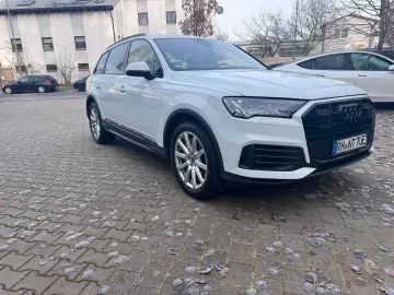 AUDI Q7 55 TFSI e quattro tiptronic S line S line