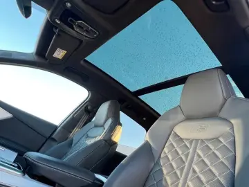 AUDI Q7 55 TFSI e quattro tiptronic S line