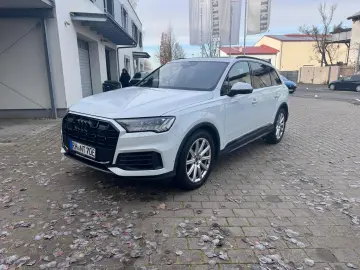AUDI Q7 55 TFSI e quattro tiptronic S line