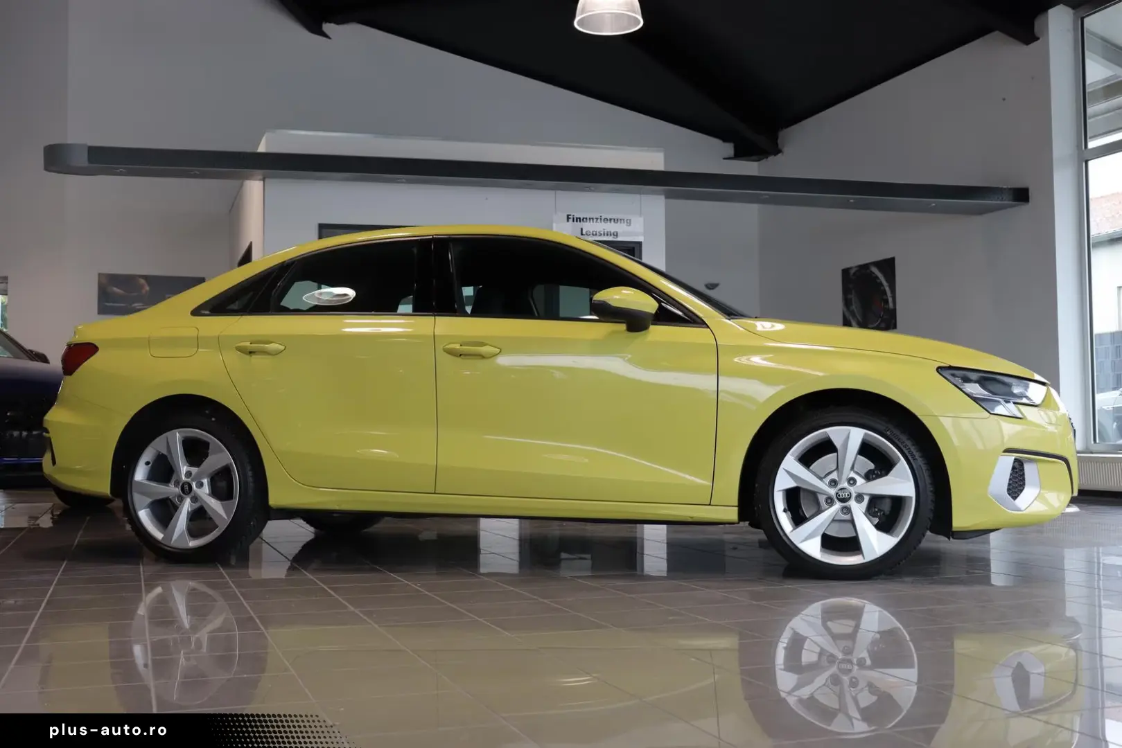 Audi A3 Lim. 1.0 TFSI S tronic advanced S-LINE