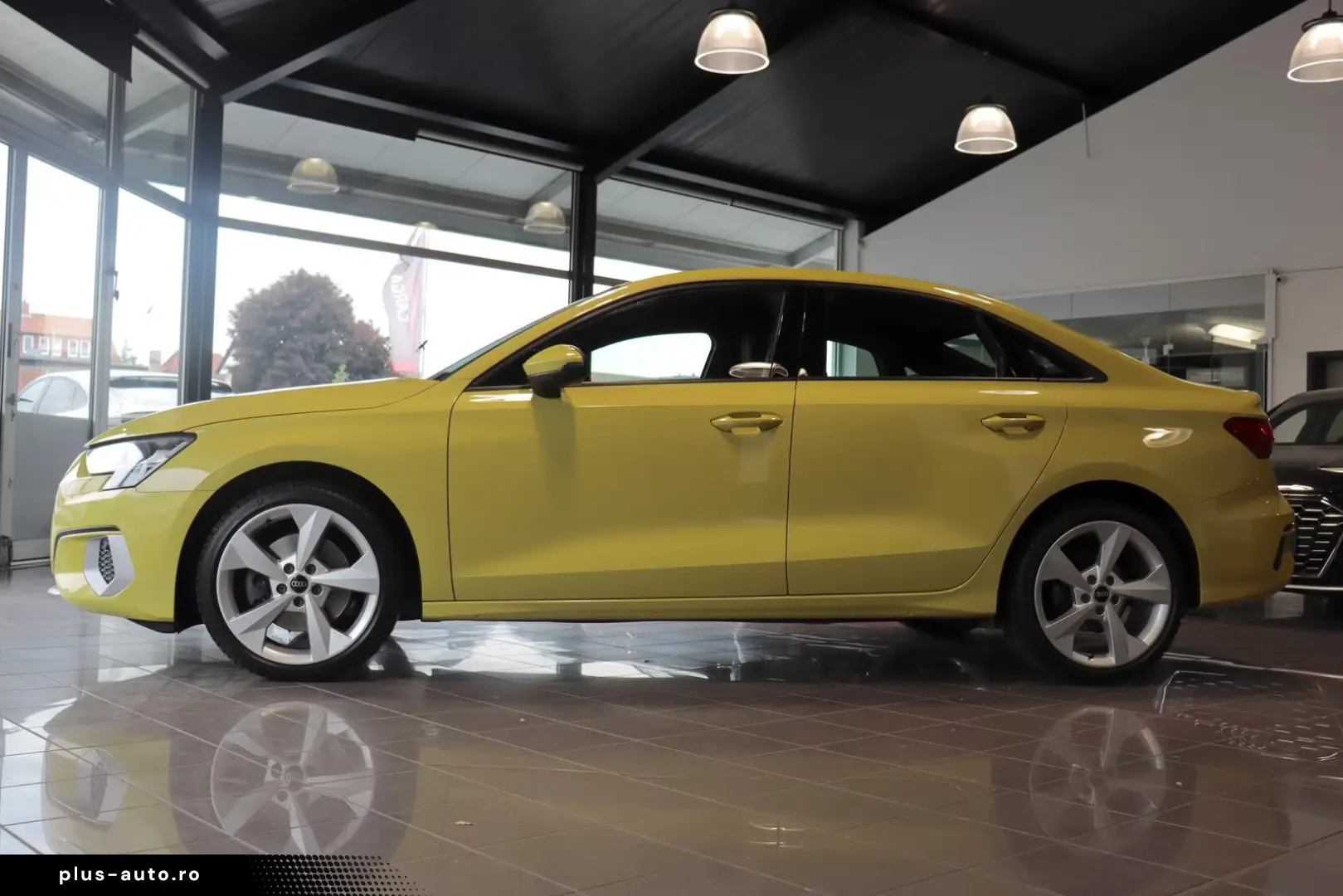 Audi A3 Lim. 1.0 TFSI S tronic advanced S-LINE