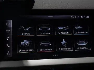 Audi A3 Lim. 1.0 TFSI S tronic advanced S-LINE