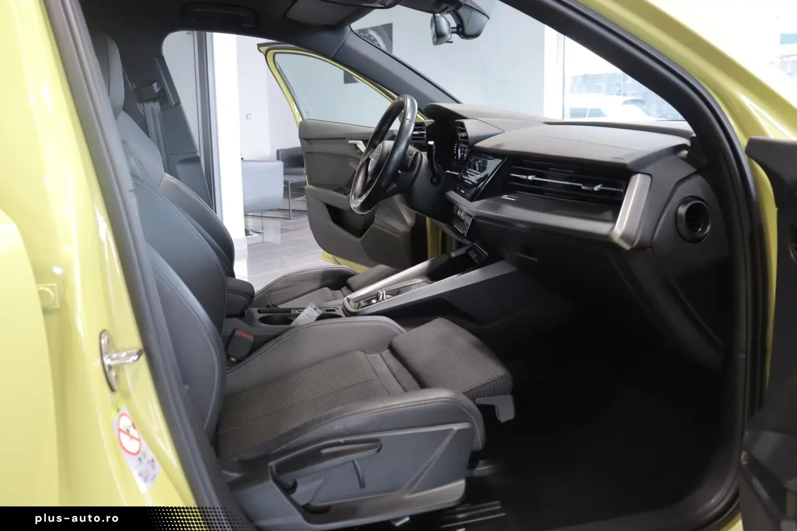 Audi A3 Lim. 1.0 TFSI S tronic advanced S-LINE