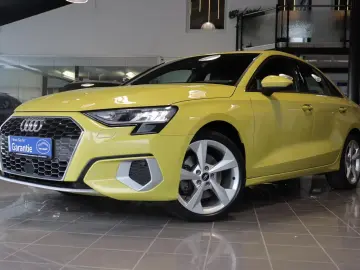 Audi A3 Lim. 1.0 TFSI S tronic advanced S-LINE